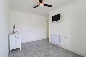 Bedroom- click for photo gallery